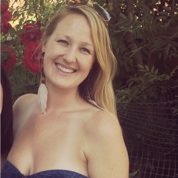 Meet your Posher, Anne - Picture 1 of 1